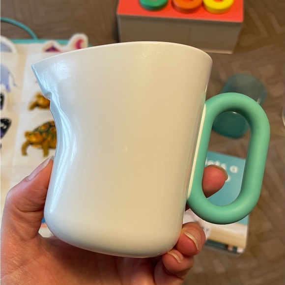 Lovevery Realist Play Kit GUC for ages 19, 20, 21 months old - Picture 5 of 11